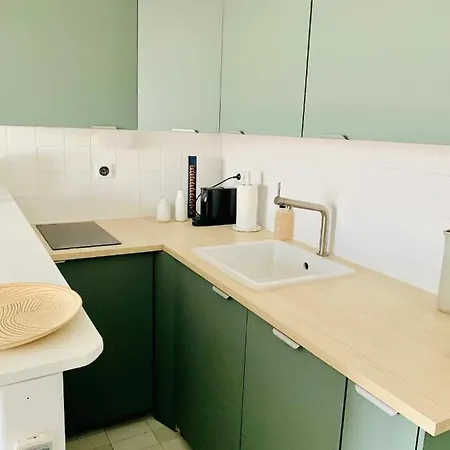 Apartmán Superbe 2 Pieces - 4 Couchages - Clim - Parking - Piscine