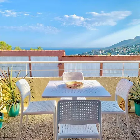 Superbe 2 Pieces - 4 Couchages - Clim - Parking - Piscine *